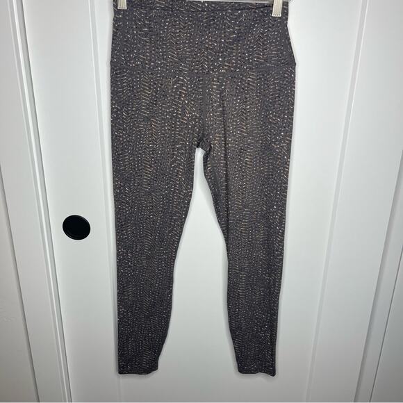 Varley Let’s Move Grey Printed High Waisted Ankle Leggings Size Medium - Picture 1 of 5